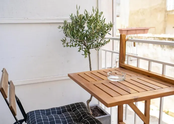 Athens-Center 1 Bedroom 2 Persons Apartment